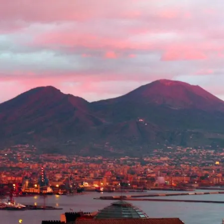 Petraio * Naples