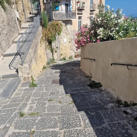 Petraio Apartment *